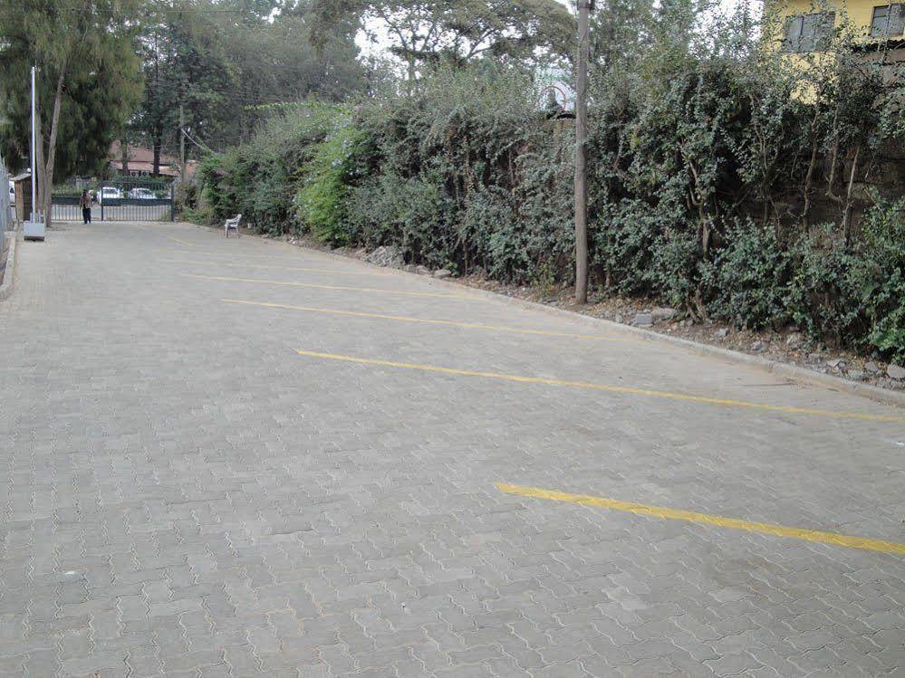 Fourth Parklands Hotel Nairobi Exterior foto